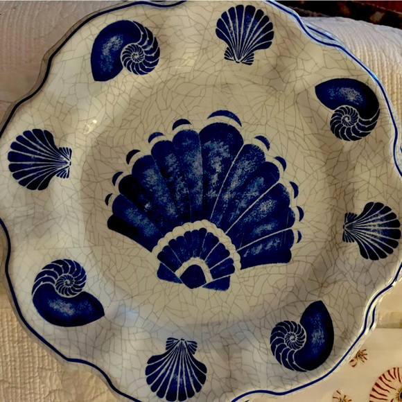 Other - New 8 Melamine shell plates! Mint condition!